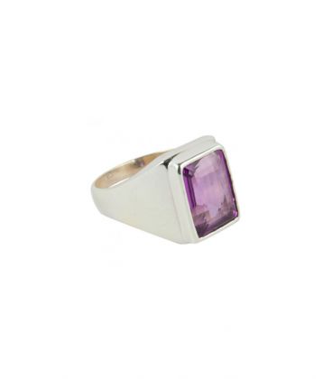 BAGUE EN ARGENT ET AMETHYSTE RECTANGLE A FACETTES, COLLECTION INDE