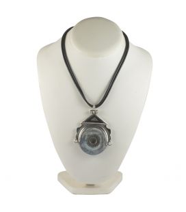 GROS PENDENTIF TOUAREG EN ARGENT TRAVAILLÉ ET GROSSE PIERRE,POUR HOMME ET FEMME 