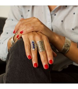 BERBER WOMAN RING, SILVER AND ONYX CABOCHON