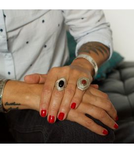 TUAREG WOMEN RING, SILVER AND AGATE