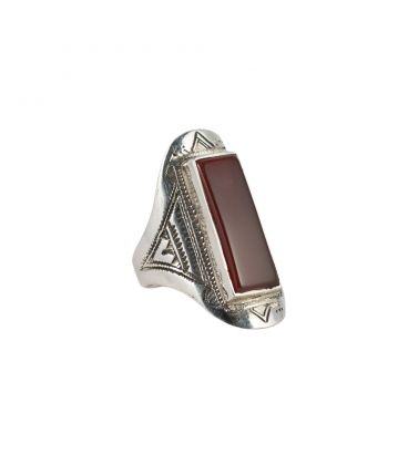 TUAREG WOMAN RING, SILVER AND CORNELIAN